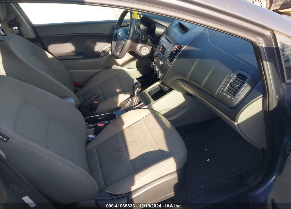 2014 KIA FORTE LX VIN: KNAFK4A61E5071830