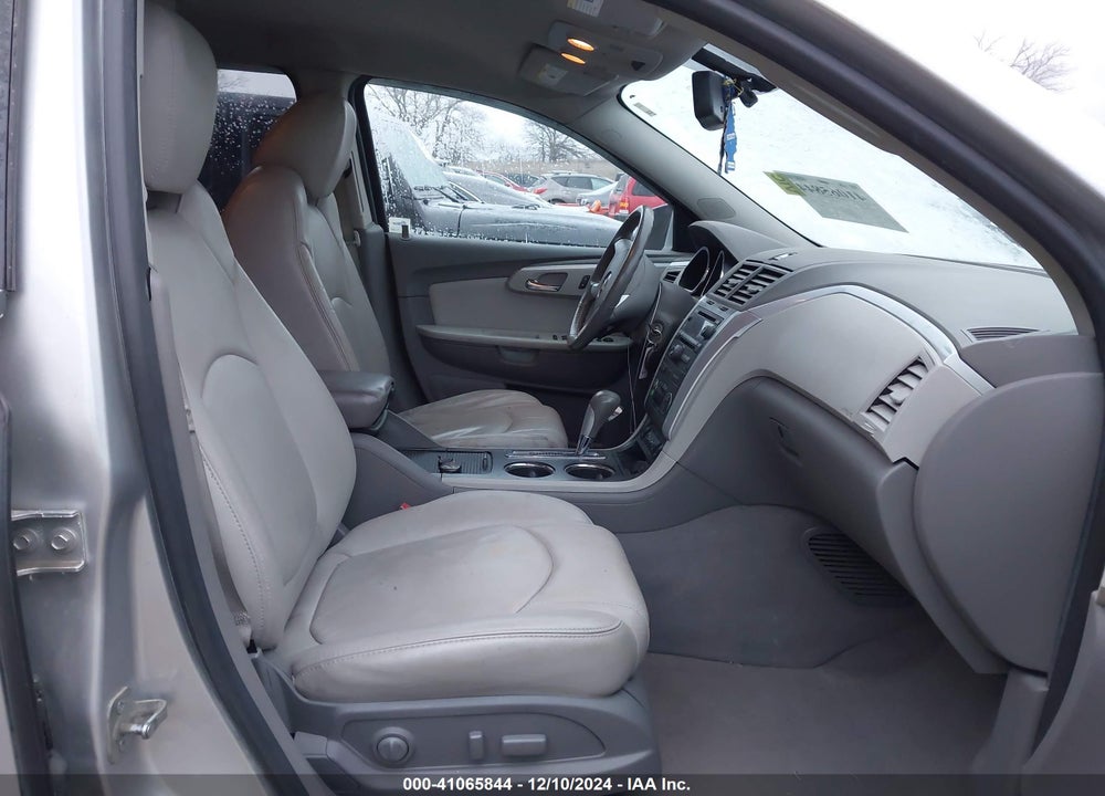 2011 CHEVROLET TRAVERSE 2LT VIN: 1GNKVJED8BJ286437