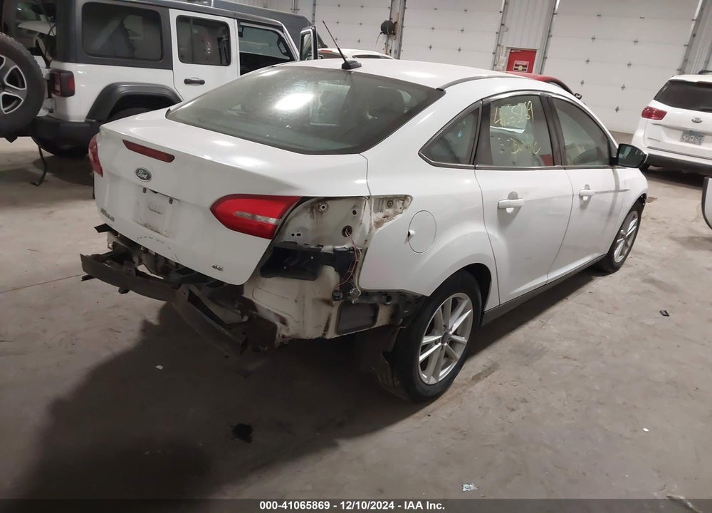 2018 FORD FOCUS SE VIN: 1FADP3F28JL237560
