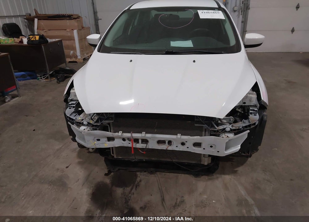2018 FORD FOCUS SE VIN: 1FADP3F28JL237560
