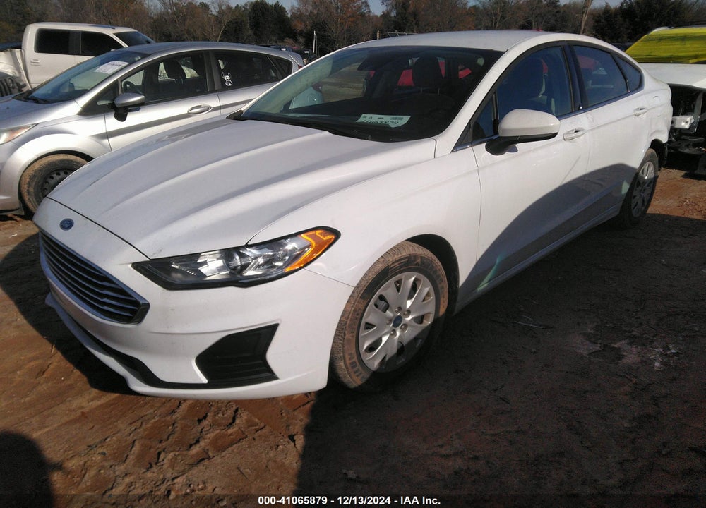 2019 FORD FUSION S VIN: 3FA6P0G77KR193426