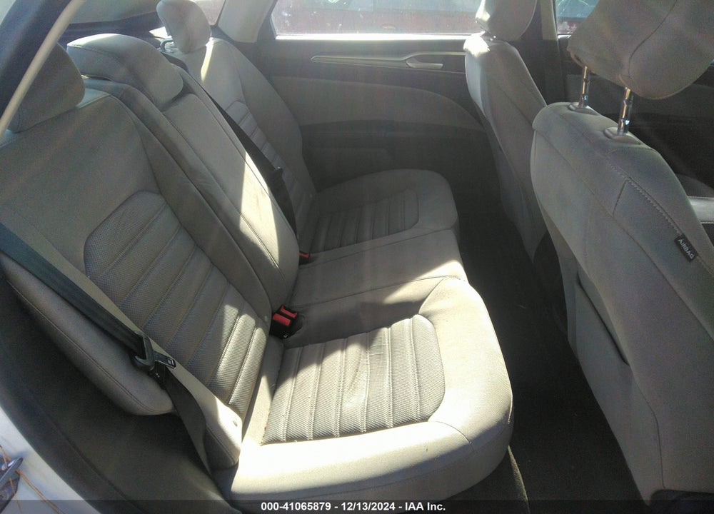 2019 FORD FUSION S VIN: 3FA6P0G77KR193426