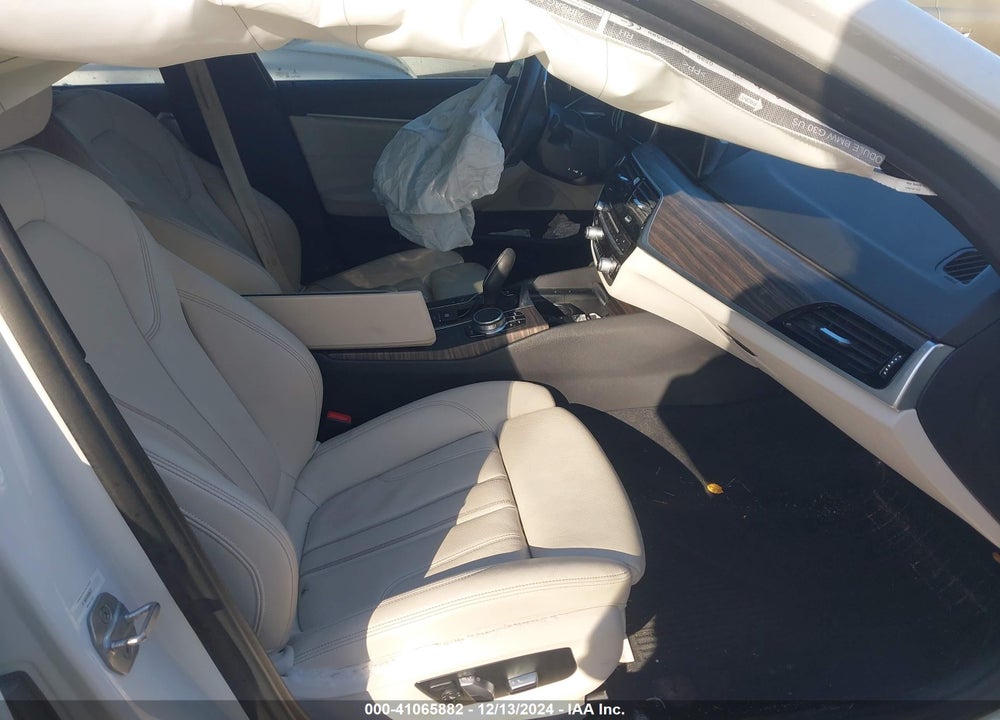 2017 BMW 540I XDRIVE VIN: WBAJE7C39HWA03685