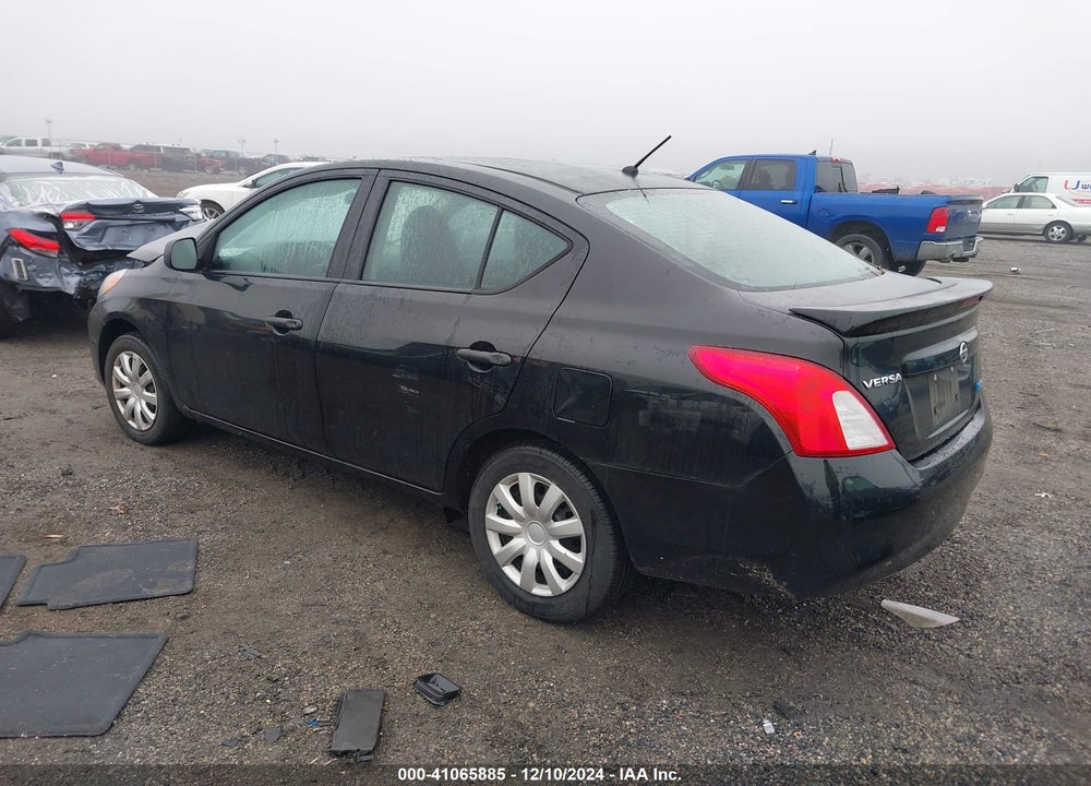 2014 NISSAN VERSA VIN: 3N1CN7AP1EL858352
