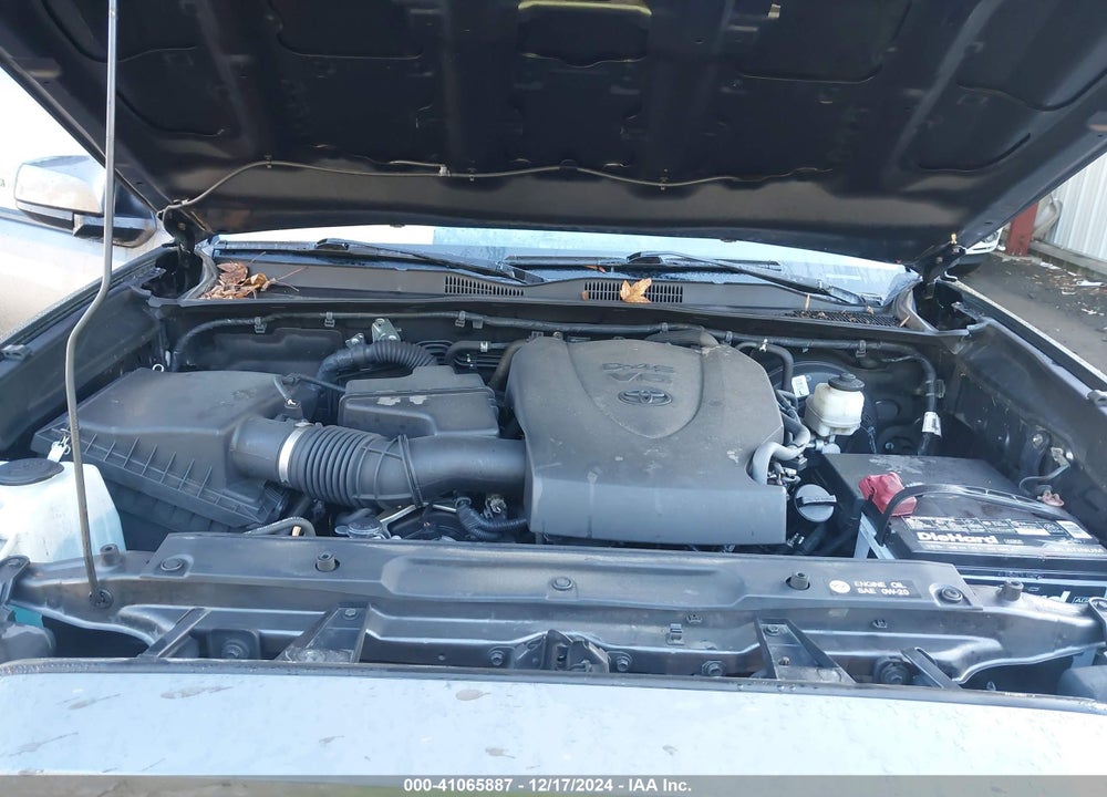 2018 TOYOTA TACOMA SR5 V6 VIN: 3TMCZ5AN7JM150387