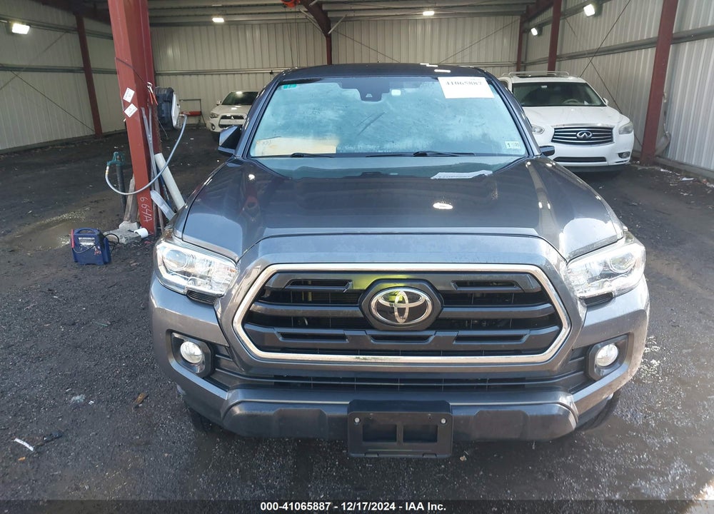 2018 TOYOTA TACOMA SR5 V6 VIN: 3TMCZ5AN7JM150387
