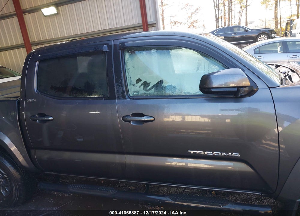 2018 TOYOTA TACOMA SR5 V6 VIN: 3TMCZ5AN7JM150387