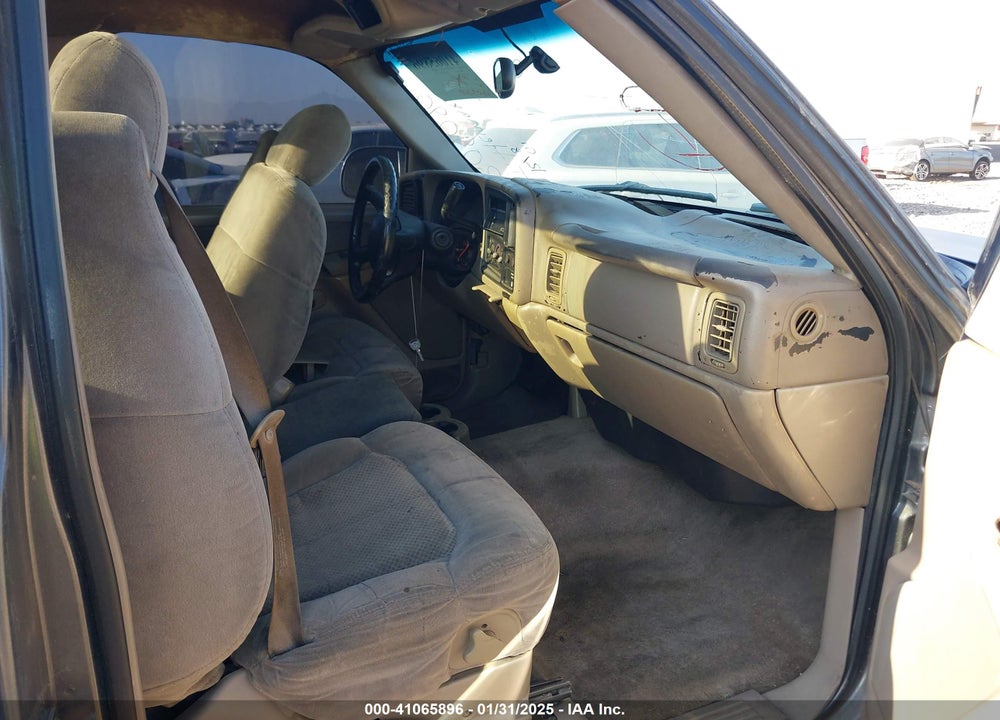 2001 CHEVROLET SILVERADO 1500 LS VIN: 1GCEC14W51Z309090