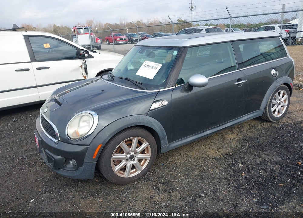 2011 MINI COOPER S CLUBMAN VIN: WMWZG3C58BTY36004