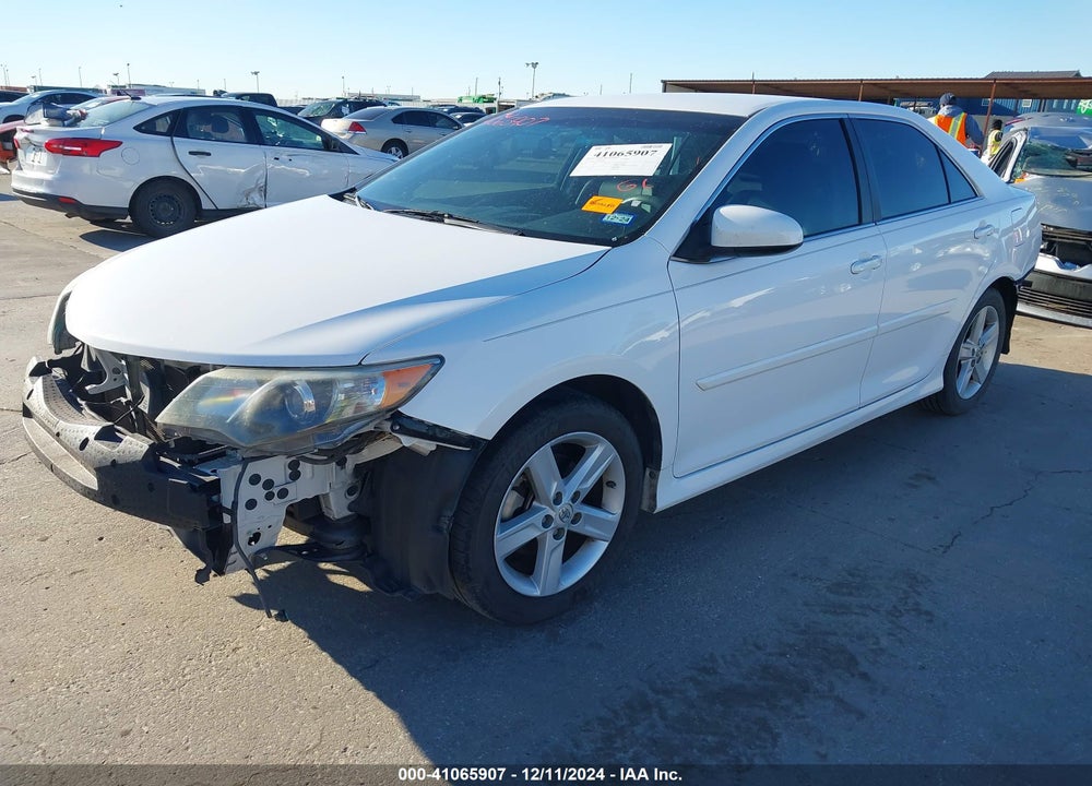 2013 TOYOTA CAMRY SE VIN: 4T1BF1FK1DU264103