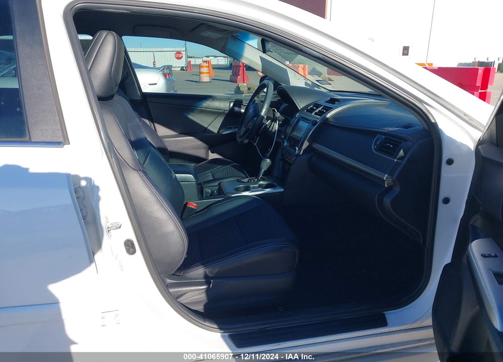 2013 TOYOTA CAMRY SE VIN: 4T1BF1FK1DU264103