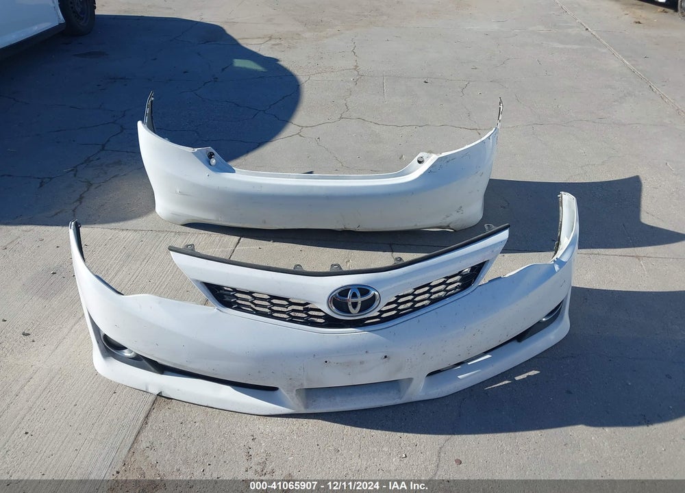 2013 TOYOTA CAMRY SE VIN: 4T1BF1FK1DU264103