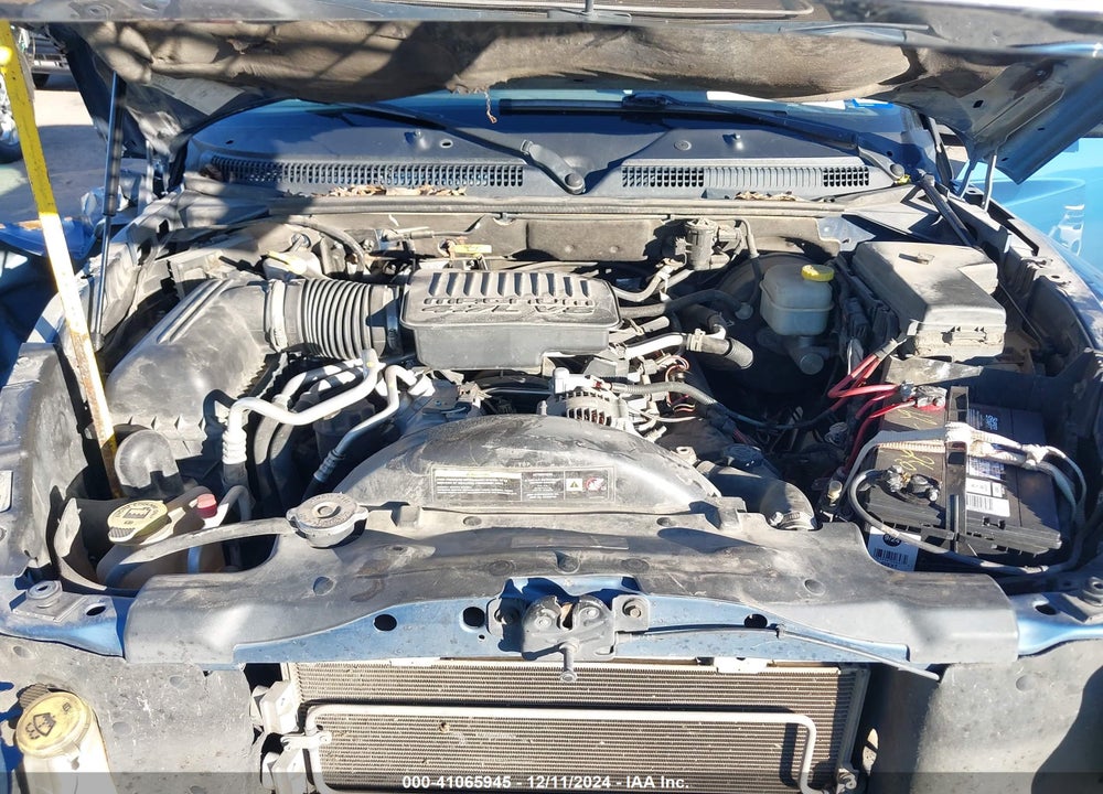 2005 DODGE DAKOTA SLT VIN: 1D7HW42N05S139211