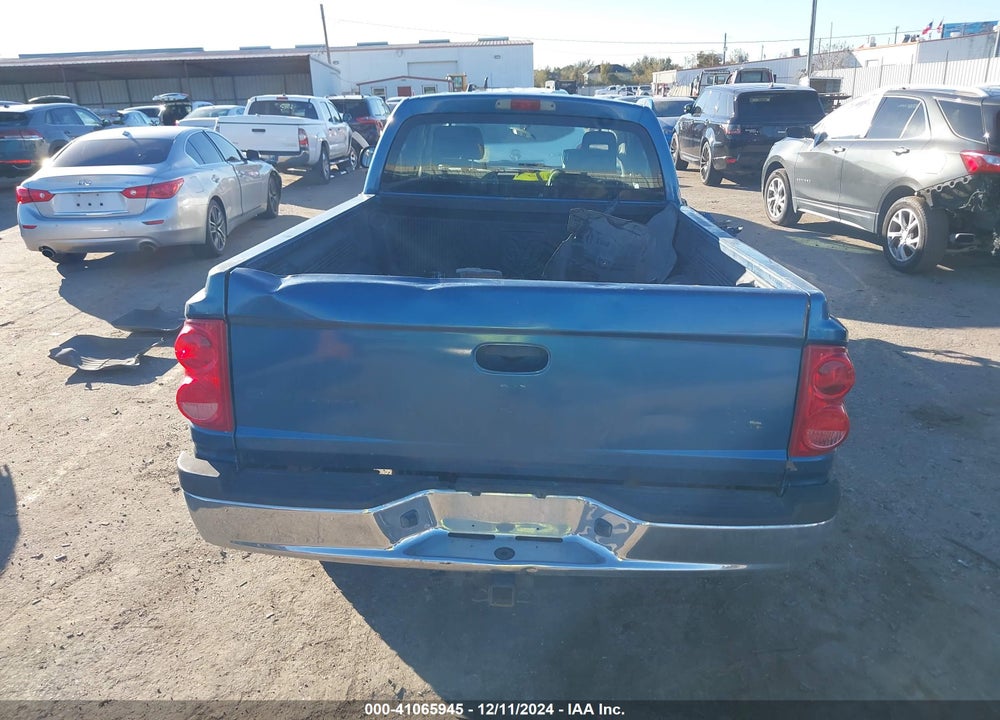 2005 DODGE DAKOTA SLT VIN: 1D7HW42N05S139211