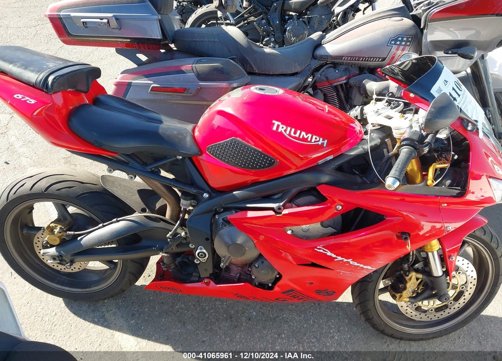 2006 TRIUMPH MOTORCYCLE DAYTONA 675 VIN: SMTD00NS36J260361