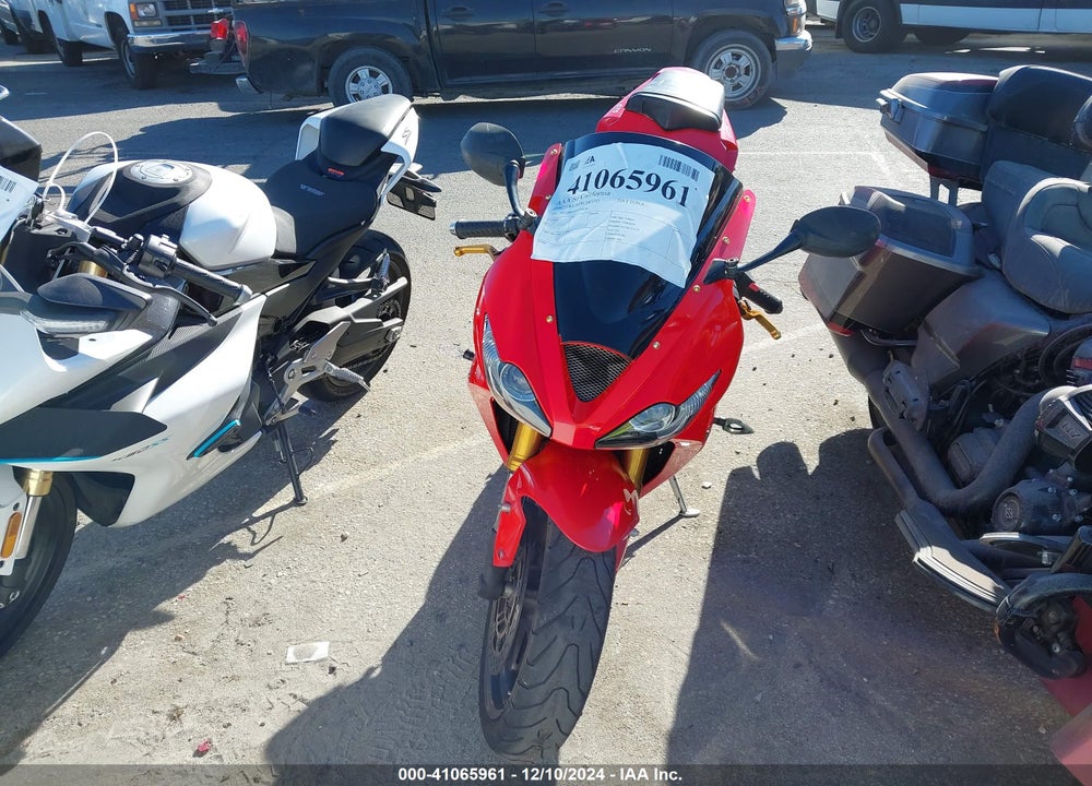 2006 TRIUMPH MOTORCYCLE DAYTONA 675 VIN: SMTD00NS36J260361