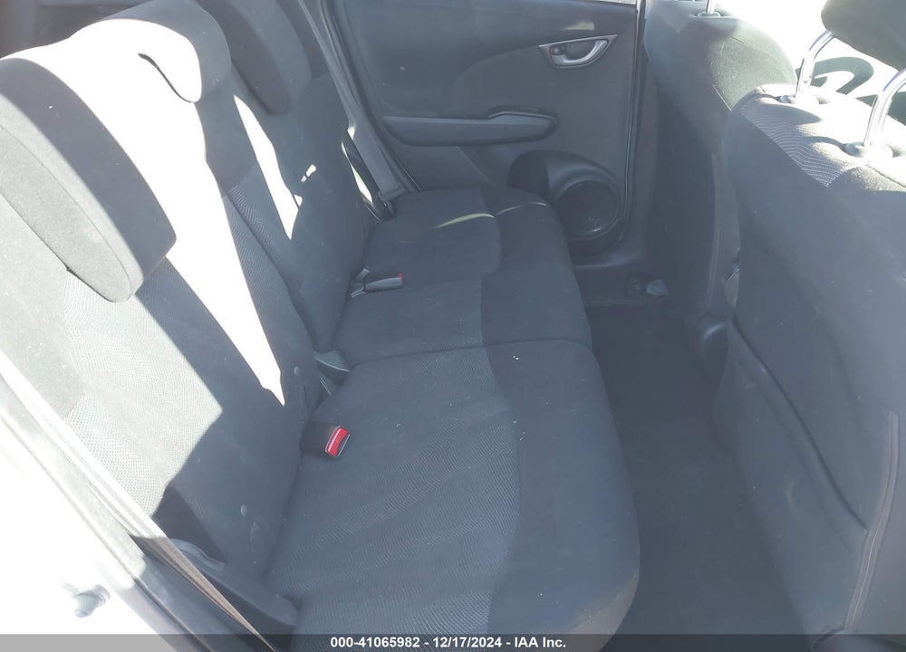 2011 HONDA FIT SPORT VIN: JHMGE8H51BC017209