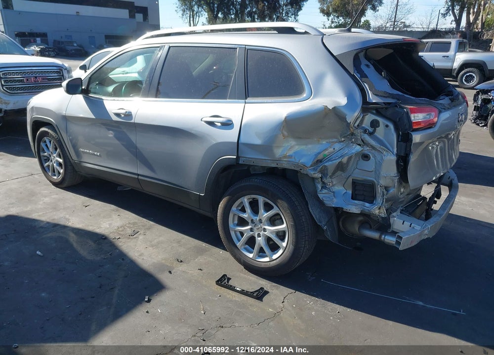 2016 JEEP CHEROKEE LATITUDE VIN: 1C4PJLCB3GW161198