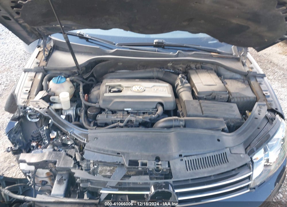 2013 VOLKSWAGEN EOS SPORT VIN: WVWBW8AH7DV000614