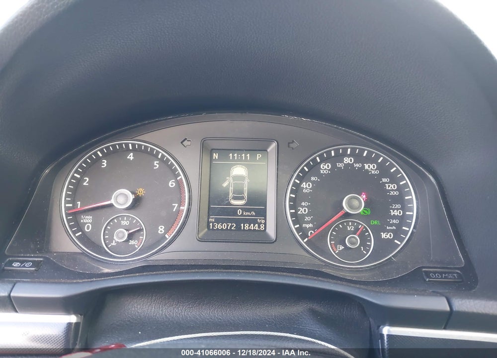 2013 VOLKSWAGEN EOS SPORT VIN: WVWBW8AH7DV000614