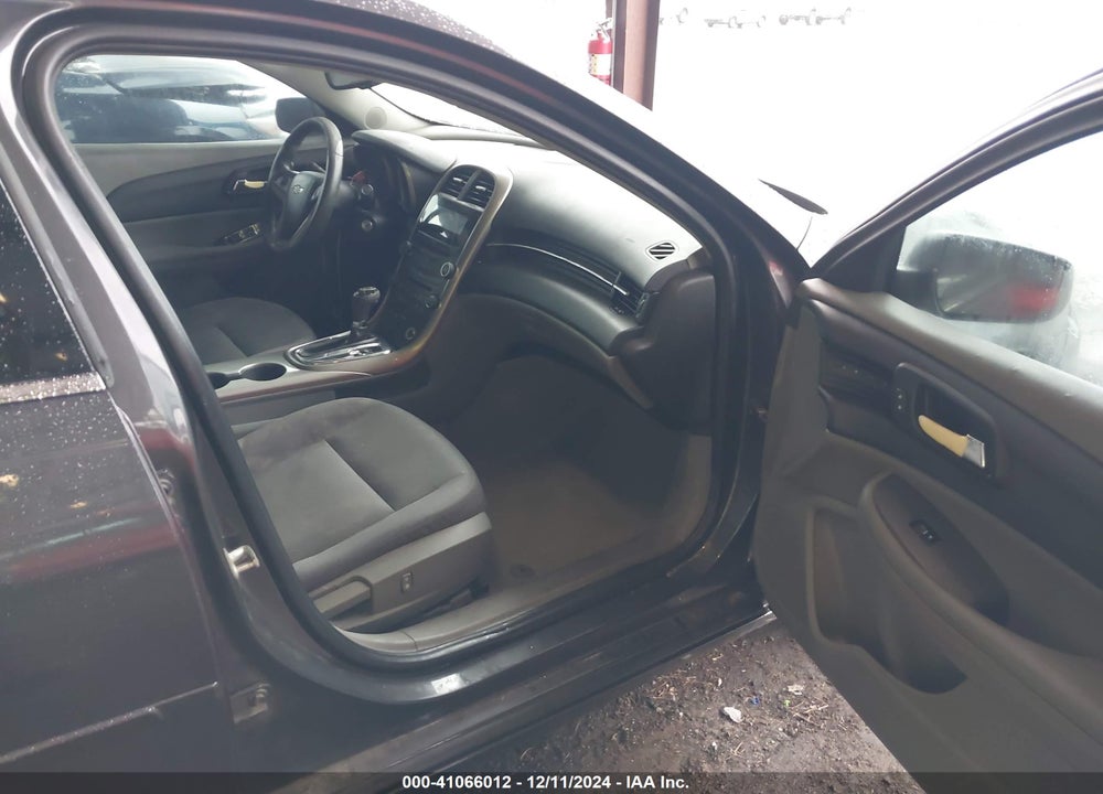 2013 CHEVROLET MALIBU VIN: 1G11B5SA5DF124519