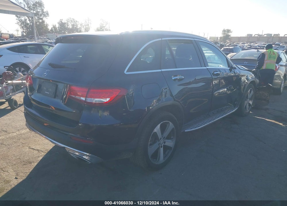 2016 MERCEDES-BENZ GLC 300 VIN: WDC0G4JB1GF083992