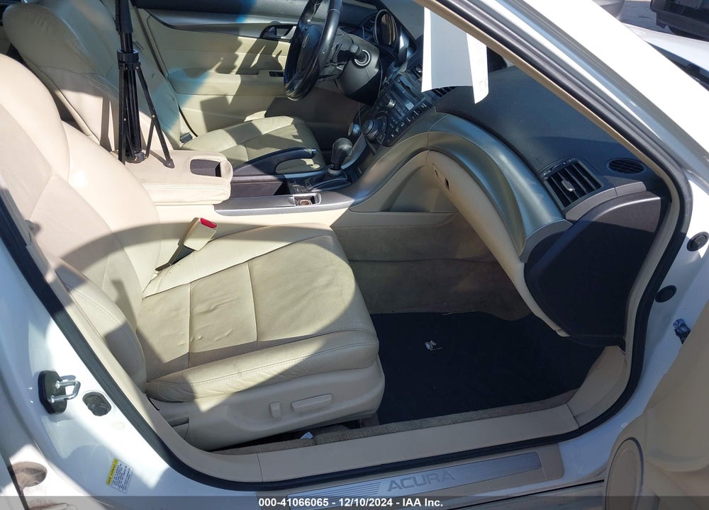 2010 ACURA TL 3.5 VIN: 19UUA8F53AA017694