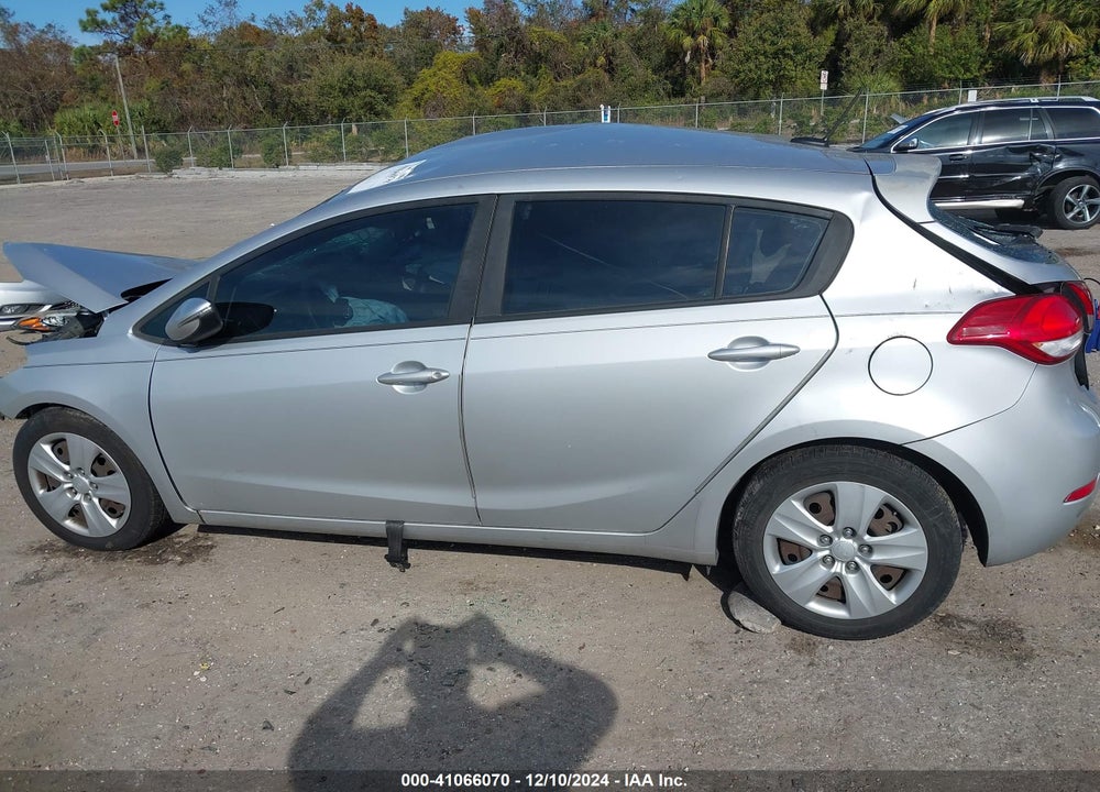 2016 KIA FORTE LX VIN: KNAFK5A89G5575780
