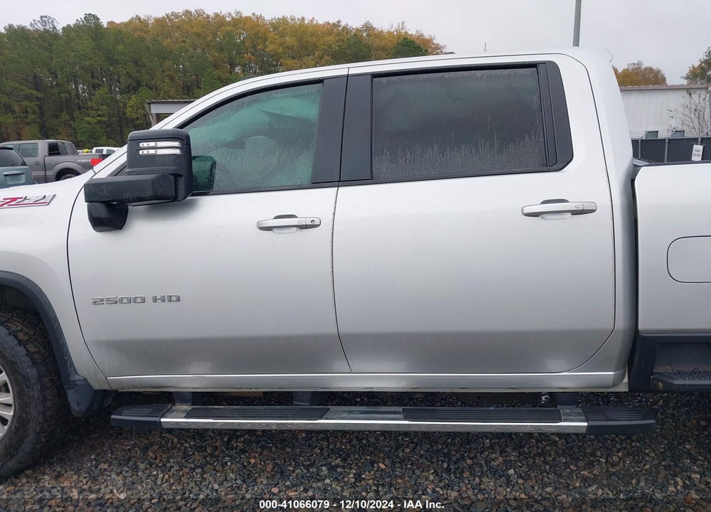 2020 CHEVROLET SILVERADO 2500HD 4WD STANDARD BED LT VIN: 1GC1YNEY3LF211834