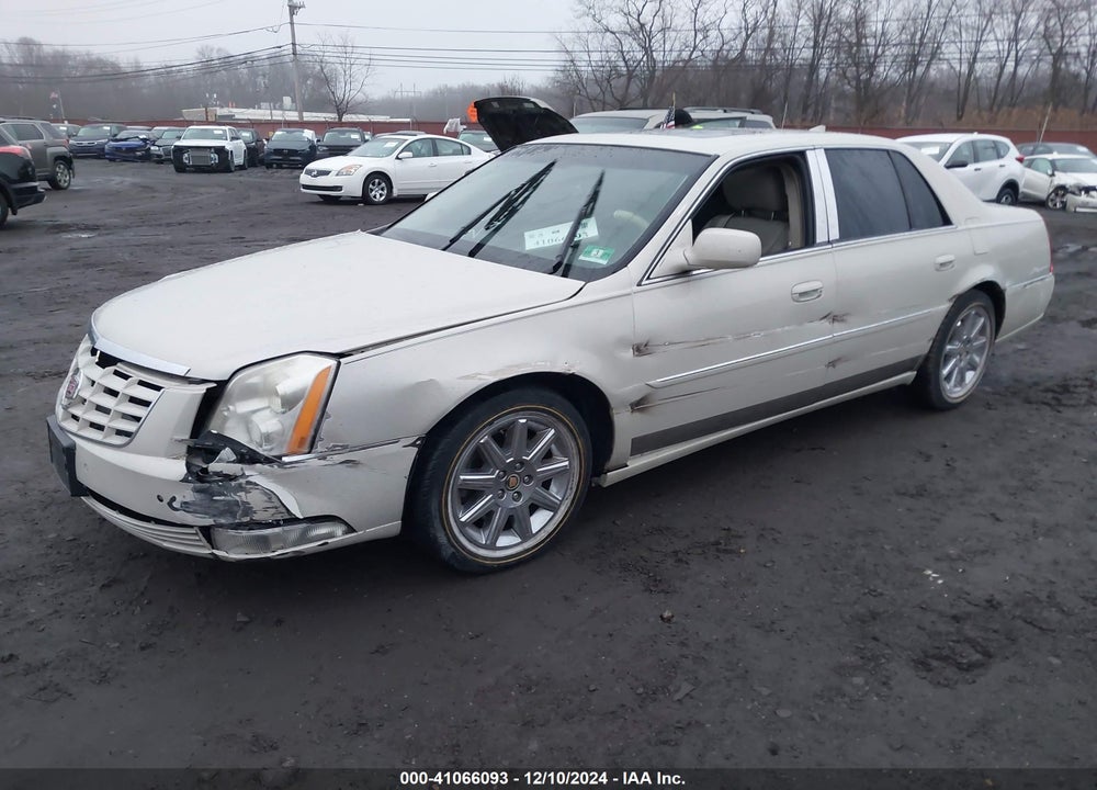 2011 CADILLAC DTS VIN: 1G6KH5E69BU116100