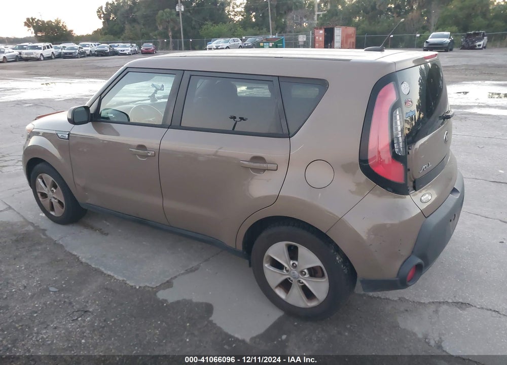 2015 KIA SOUL VIN: KNDJN2A2XF7216312