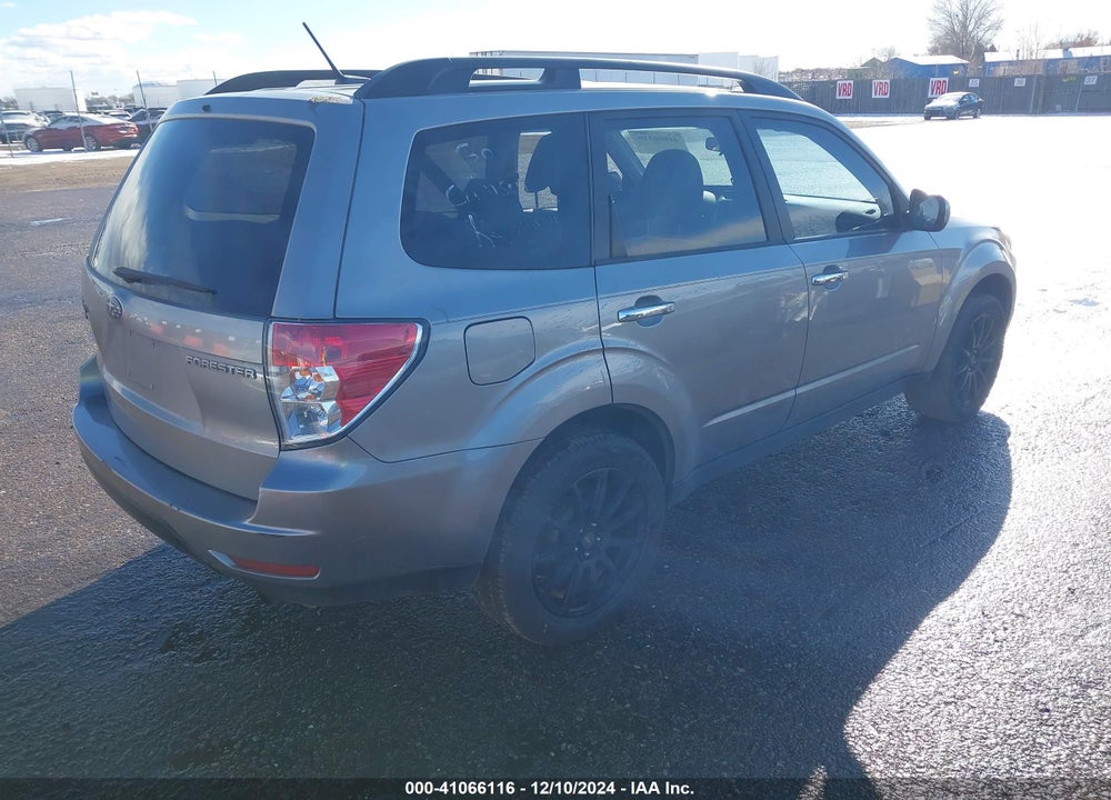2011 SUBARU FORESTER 2.5X PREMIUM VIN: JF2SHBDC5BH736679