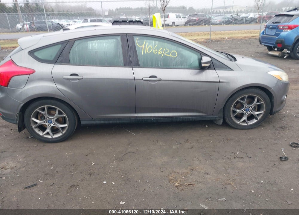 2013 FORD FOCUS SE VIN: 1FADP3K29DL105725