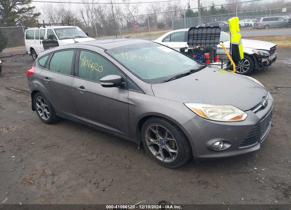 2013 FORD FOCUS SE VIN: 1FADP3K29DL105725
