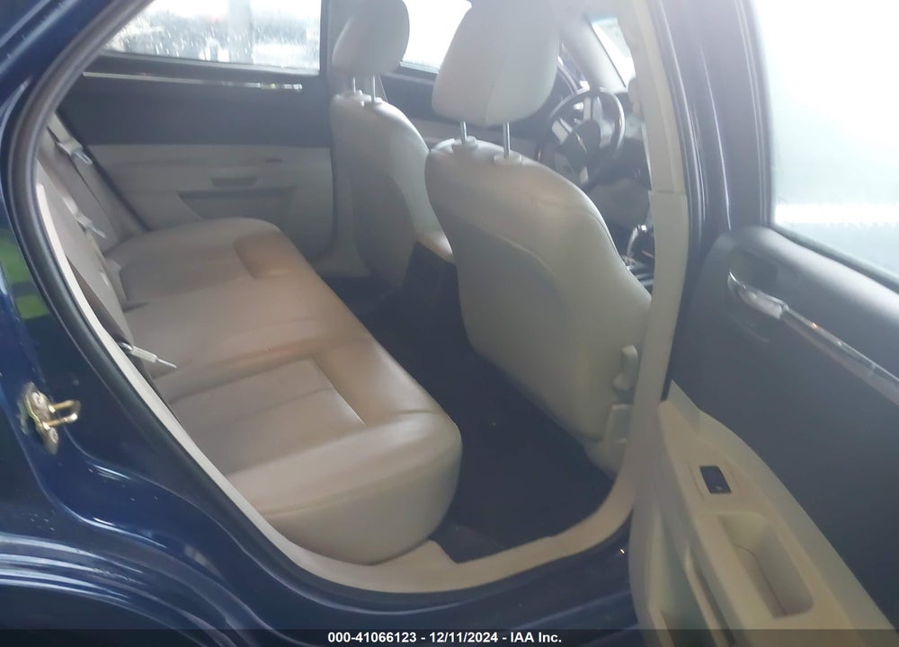 2006 CHRYSLER 300 TOURING VIN: 2C3KA53G86H497173