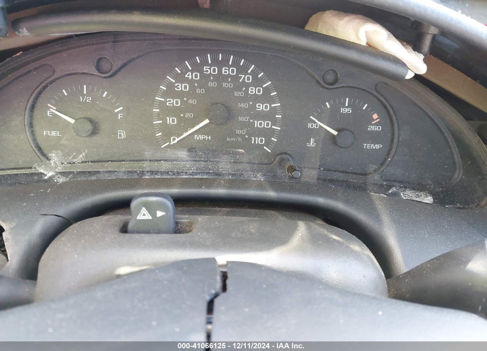 2001 CHEVROLET CAVALIER VIN: 1G1JC524417392460