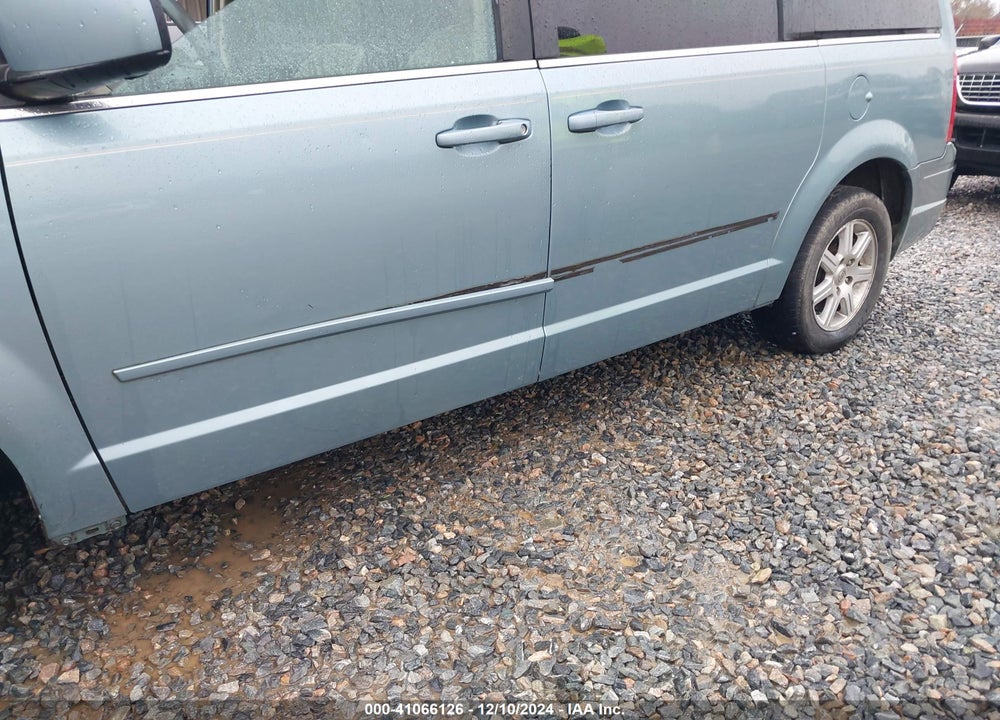 2008 CHRYSLER TOWN & COUNTRY TOURING VIN: 2A8HR54P98R152981