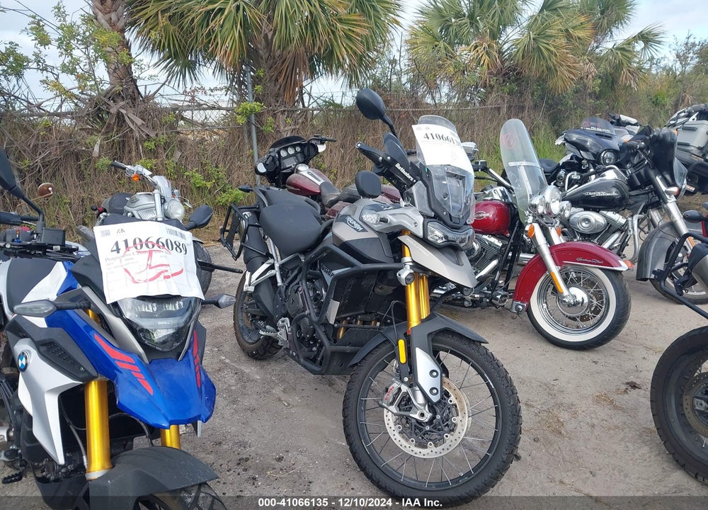 2023 TRIUMPH MOTORCYCLE TIGER 900 RALLY PRO/900 BOND EDITION VIN: SMTE67DF5PTBH5025