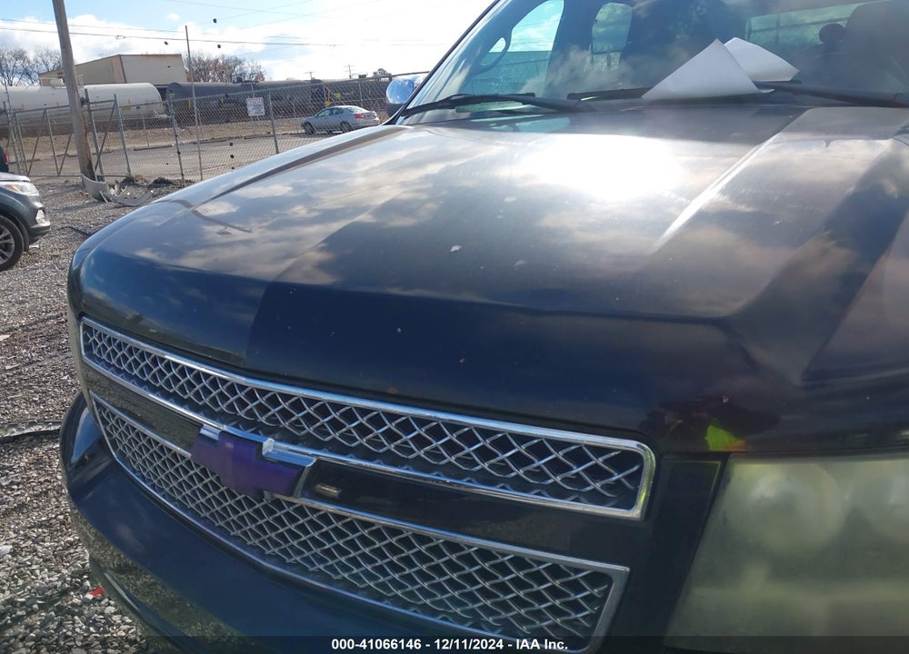 2007 CHEVROLET TAHOE LTZ VIN: 1GNFC13027R394147