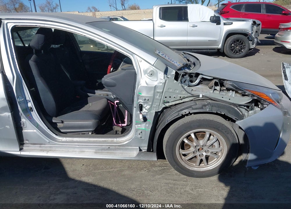 2017 TOYOTA PRIUS TWO VIN: JTDKBRFU2H3048546