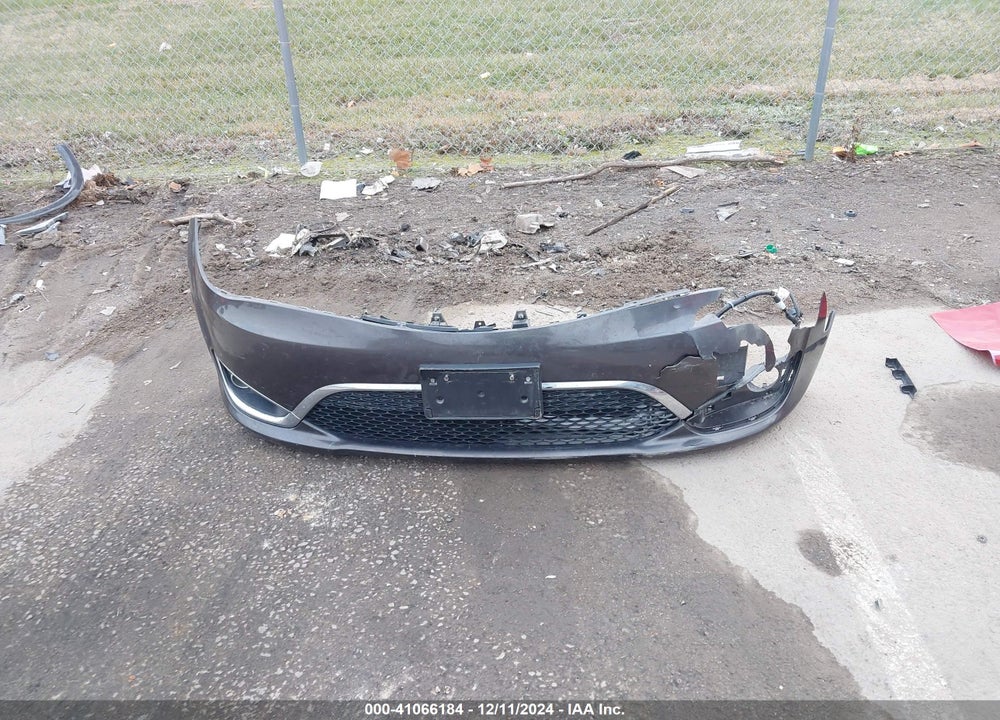 2018 CHRYSLER PACIFICA TOURING L VIN: 2C4RC1BGXJR107532