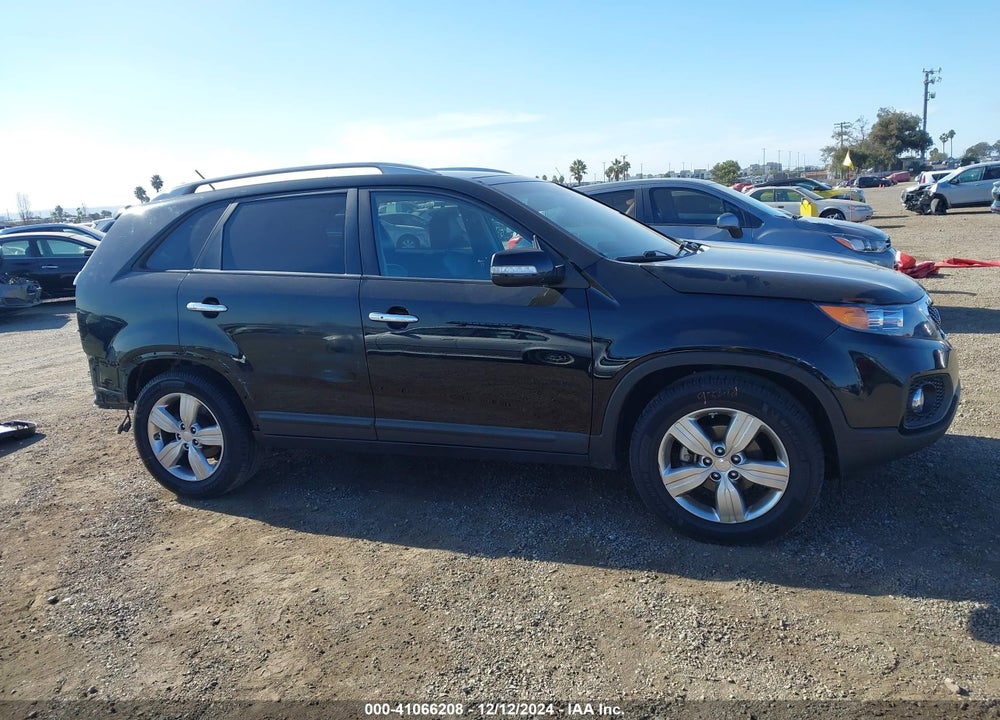 2012 KIA SORENTO EX V6 VIN: 5XYKU4A29CG245317