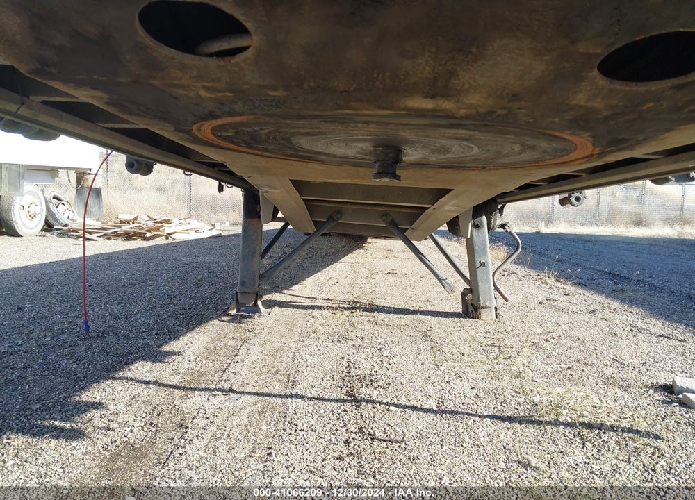 1994 RAVENS METAL PRODUCTS TRAILER VIN: 1R1F04828RJ094142