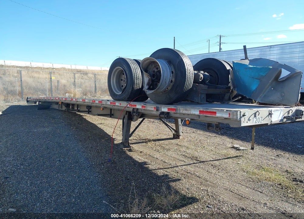 1994 RAVENS METAL PRODUCTS TRAILER VIN: 1R1F04828RJ094142