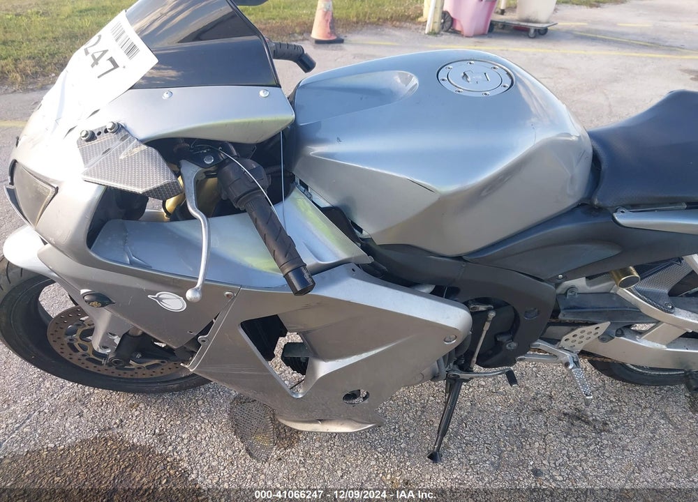 2006 HONDA CBR600 RR VIN: JH2PC37026M304405