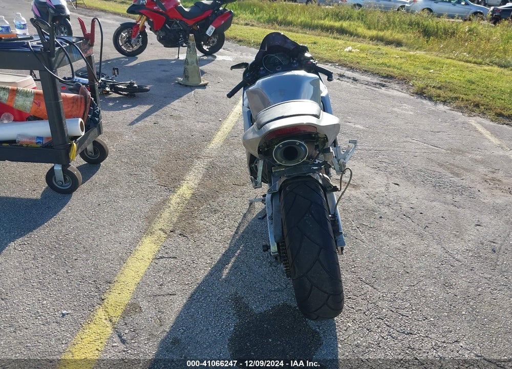 2006 HONDA CBR600 RR VIN: JH2PC37026M304405