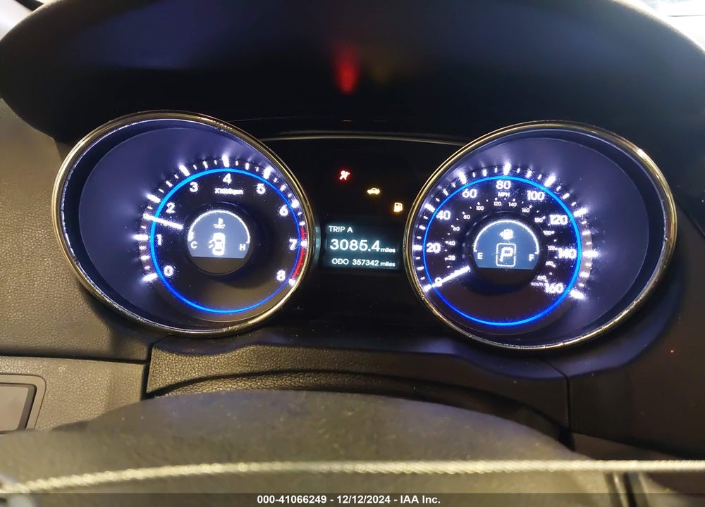 2011 HYUNDAI SONATA LIMITED VIN: 5NPEC4AC5BH131492