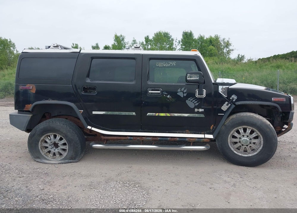 2006 HUMMER H2 SUV VIN: 5GRGN23U86H118560