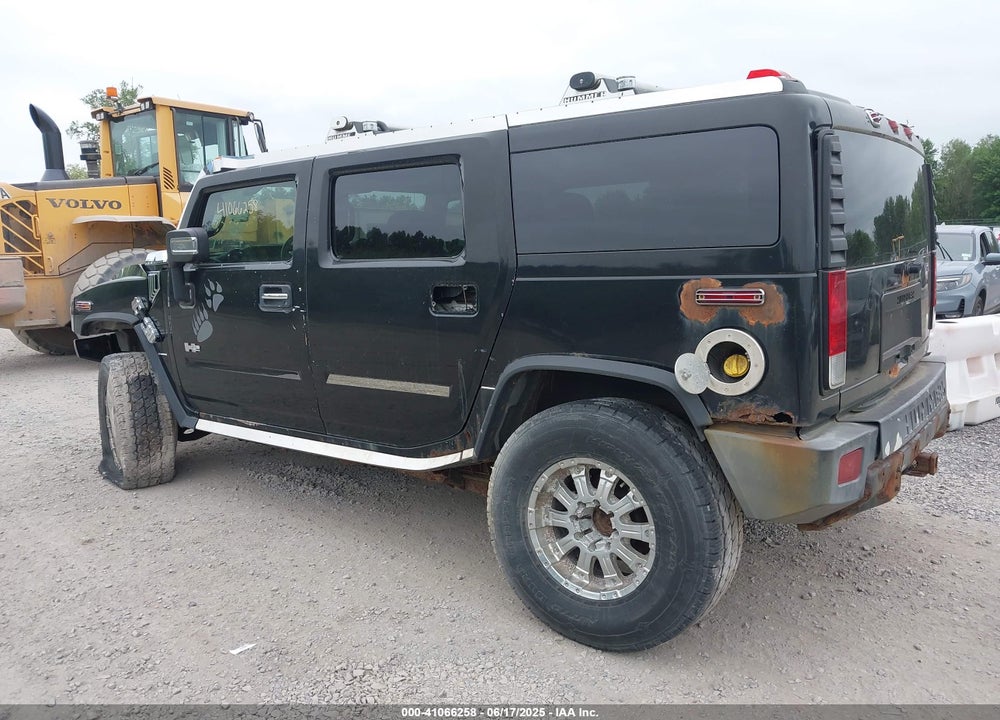 2006 HUMMER H2 SUV VIN: 5GRGN23U86H118560