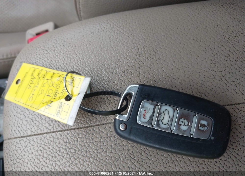 2013 KIA SORENTO EX V6 VIN: 5XYKUDA24DG384465
